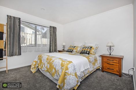 Photo of property in 6 Daviot Place, Te Kamo, Whangarei, 0112