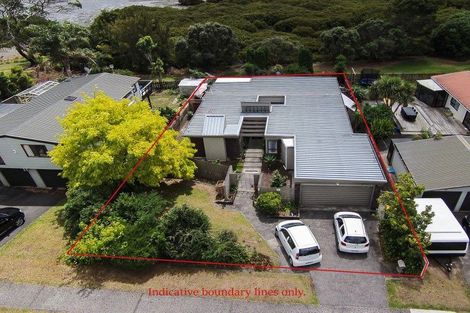 Photo of property in 25 Bluewater Place, Wattle Downs, Auckland, 2103
