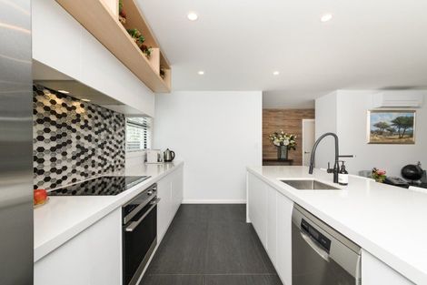 Photo of property in 451 College Street, Hokowhitu, Palmerston North, 4410