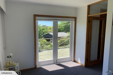 Photo of property in 10 Toenga Road, Pukerua Bay, 5026