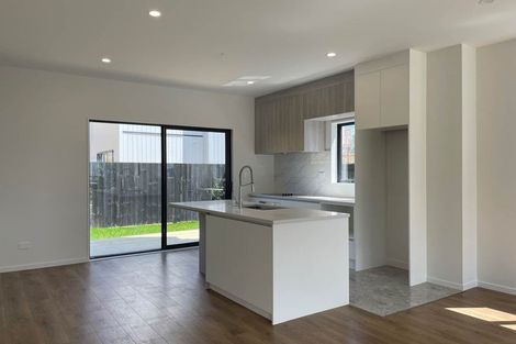 Photo of property in 36b Crestview Rise, Papakura, 2110