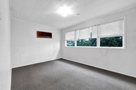Photo of property in 13 Newbury Place, Waitara, 4320