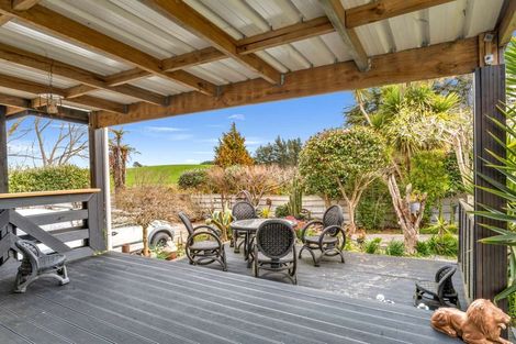 Photo of property in 17 Bridger Place, Eltham, 4322