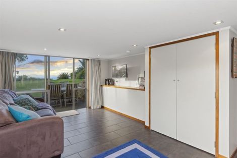 Photo of property in 21 Mcdonnell Street, Omokoroa, 3114