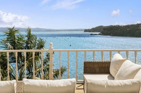 Photo of property in 56 Queen Street, Northcote Point, Auckland, 0627