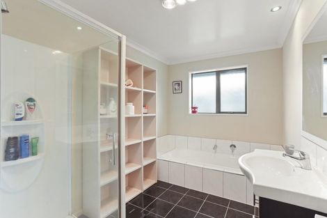 Photo of property in 18 Sycamore Close, Rangiora, 7400