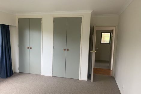 Photo of property in 1 Laingholm Drive, Laingholm, Auckland, 0604