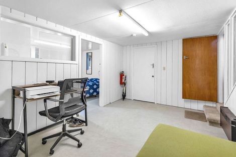 Photo of property in 255 Cambridge Street, Levin, 5510