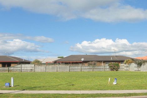 Photo of property in 29 Kahira Crescent, Papamoa Beach, Papamoa, 3118