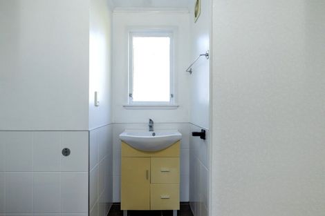 Photo of property in 18 Scenic Heights, Acacia Bay, Taupo, 3330