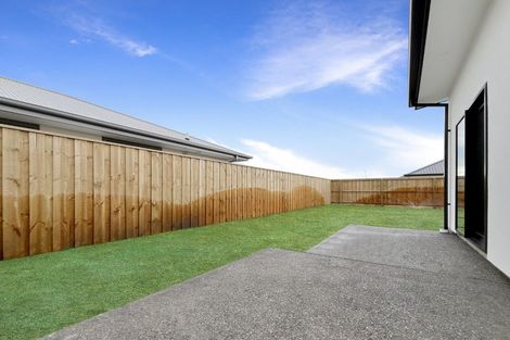 Photo of property in 33 Chartreuse Way, Rolleston, 7614