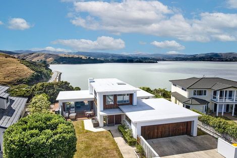 Photo of property in 31 Pendennis Point, Camborne, Porirua, 5026