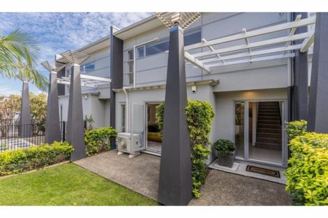 Photo of property in 4/49 Browns Road, Browns Bay, Auckland, 0630