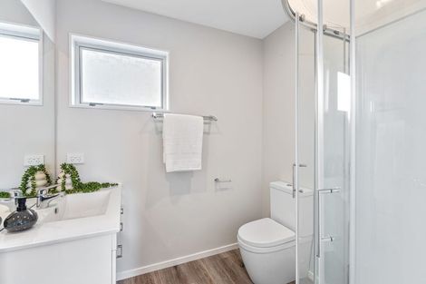 Photo of property in 2a Sylvan Avenue, Waikanae, 5036