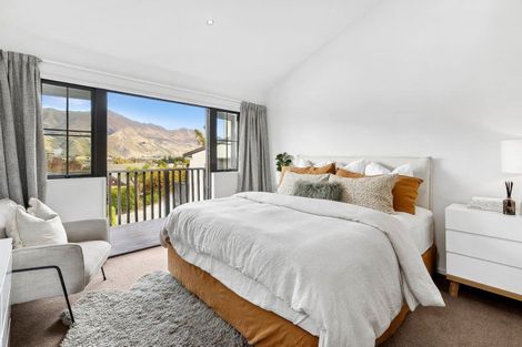 Photo of property in 13 Trevathan Lane, Wanaka, 9305