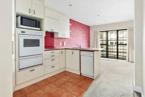 Photo of property in 16c Hobson Street, Thorndon, Wellington, 6011