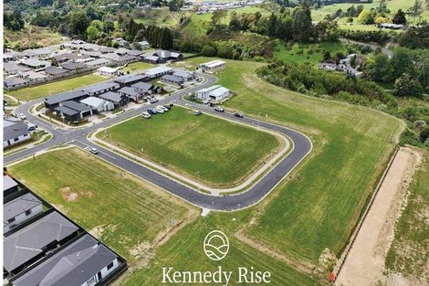 Photo of property in 6 Tasker Crescent, Pyes Pa, 3112