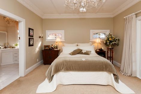 Photo of property in 10 Milverton Avenue, Hokowhitu, Palmerston North, 4410