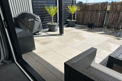 Photo of property in 104/30 Shortfin Place, Flat Bush, Auckland, 2019