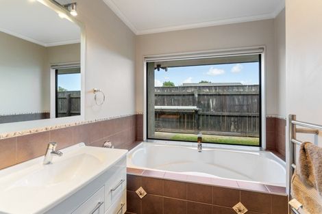 Photo of property in 14a Weld Street, Levin, 5510