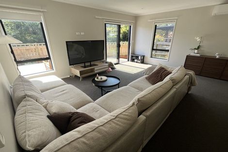 Photo of property in 23e Heta Road, Highlands Park, New Plymouth, 4312