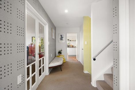 Photo of property in 37 Macmillan Avenue, Cashmere, Christchurch, 8022