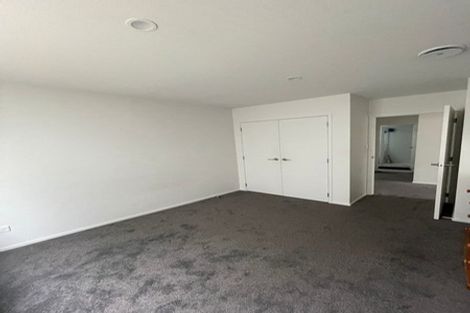 Photo of property in 11 Rere Close, Takanini, 2112