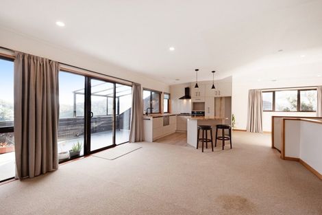 Photo of property in 16a Parklands Drive, Karori, Wellington, 6012