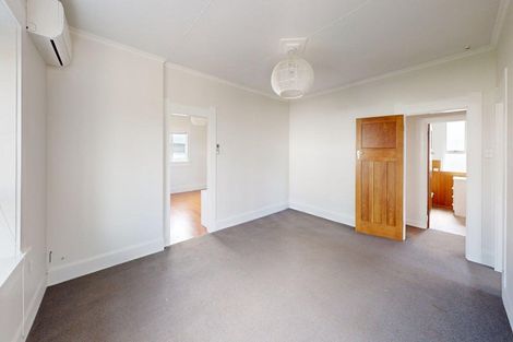 Photo of property in 21 Victoria Street, Levin, 5510