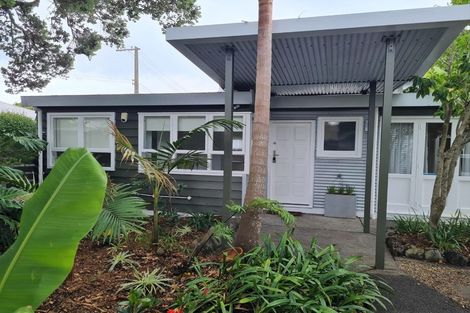 Photo of property in 15 Allendale Road, Mount Albert, Auckland, 1025