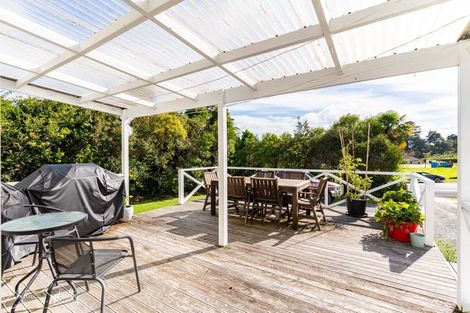 Photo of property in 1899 Paparoa Valley Road, Paparoa, 0571