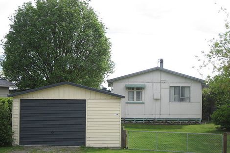 Photo of property in 16 Broadway Avenue, Waikuku Beach, 7473