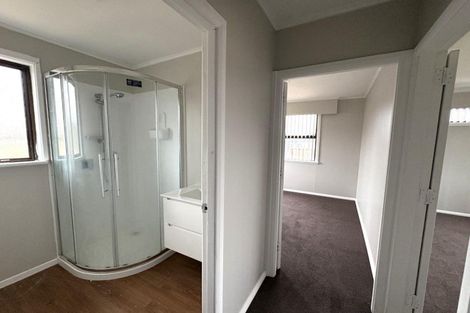 Photo of property in 1 Thornton Place, Melville, Hamilton, 3206