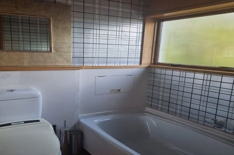 Photo of property in 102 Beachville Road, Redcliffs, Christchurch, 8081