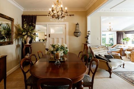 Photo of property in 10 Milverton Avenue, Hokowhitu, Palmerston North, 4410