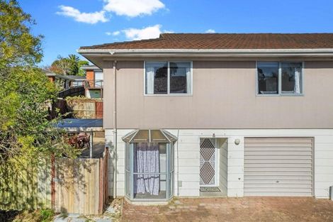 Photo of property in 56 Kohekohe Street, New Lynn, Auckland, 0600