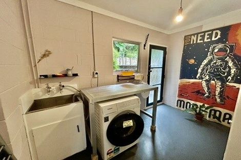 Photo of property in 22 Scotstoun Place, Glen Eden, Auckland, 0602