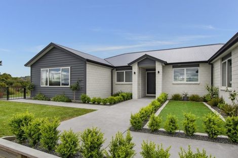 Photo of property in 10 Summerfield Way, Parahaki, Whangarei, 0112