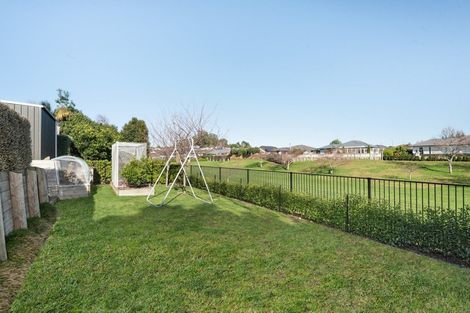 Photo of property in 33 Cotswold Place, Ohauiti, Tauranga, 3112