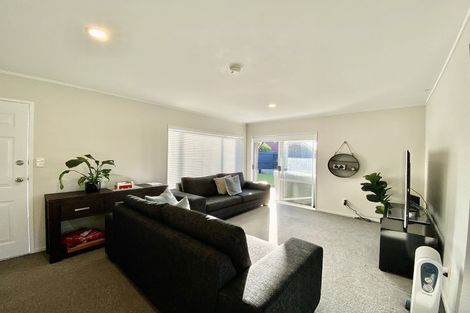 Photo of property in 36 Elderberry Road, Burswood, Auckland, 2013