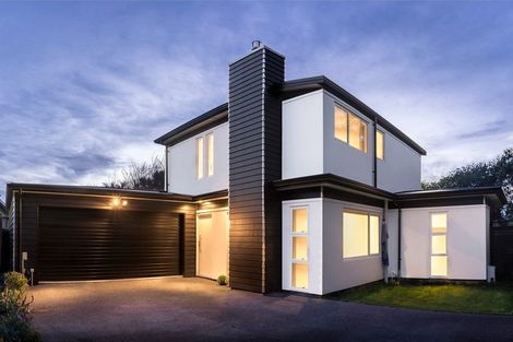 Photo of property in 5a Athlone Place, Hokowhitu, Palmerston North, 4410