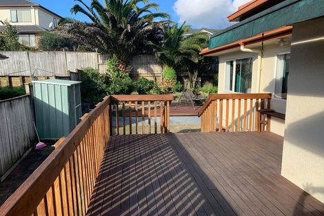 Photo of property in 26 Delmont Close, East Tamaki Heights, Auckland, 2016