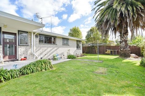 Photo of property in 21 Heaphy Place, Casebrook, Christchurch, 8051