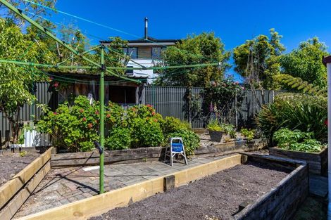 Photo of property in 1 Whitby Close, Waikawa, Picton, 7220