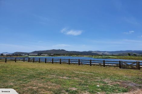 Photo of property in 128 Ngaio Drive, Matarangi, Whitianga, 3592