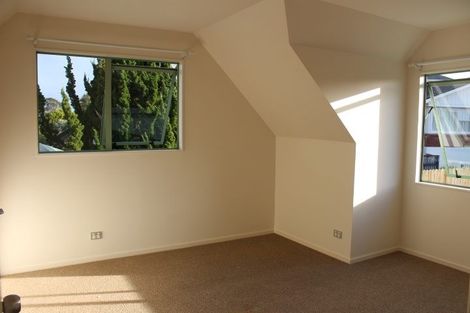 Photo of property in 1/34 Sorrel Crescent, Bucklands Beach, Auckland, 2012