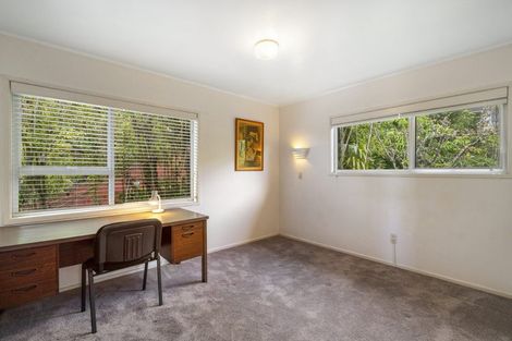 Photo of property in 21 Parr Terrace, Castor Bay, Auckland, 0620