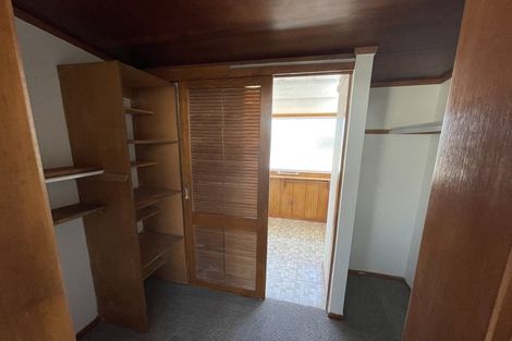 Photo of property in 81 Forrest Hill Road, Milford, Auckland, 0620