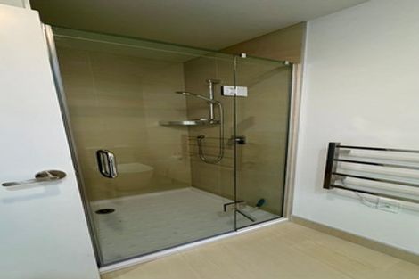 Photo of property in 7/25 Vodanovich Road, Te Atatu South, Auckland, 0610