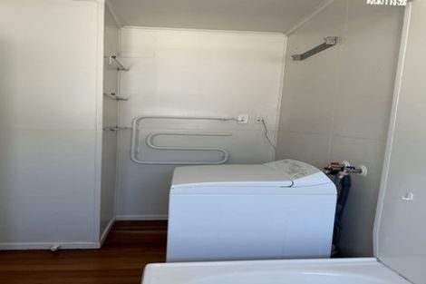 Photo of property in 1 Thurleigh Grove, Karori, Wellington, 6012